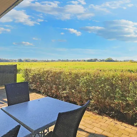 4 Person Holiday In Apartament *