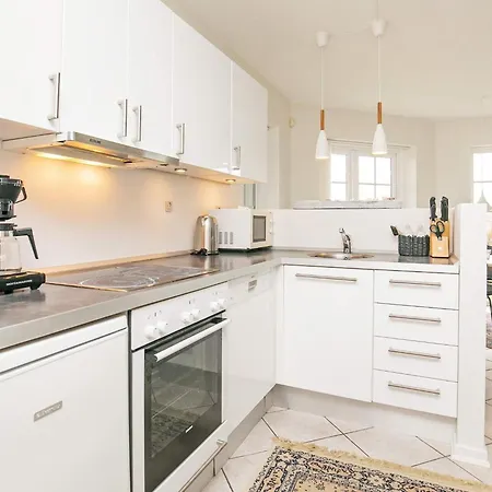4 Person Holiday In Apartament